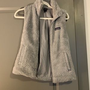 Size Small Grey Patagonia Sherpa vest